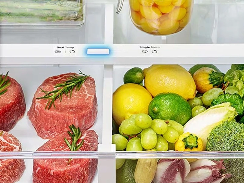 Optimal Fresh+ umožňuje rozdeliť zásuvku v chladničke Samsung RB34C675DSA/EF na dve zóny s rôznou teplotou pre mäso, ryby, ovocie a zeleninu.