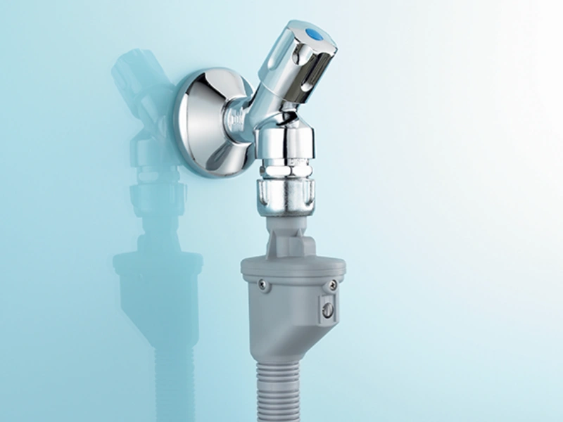 Systém Aquastop zasistí pokojné používanie umývačky riadu Whirlpool WSIC 3M27 C bez obáv z nečakaných únikov vody.