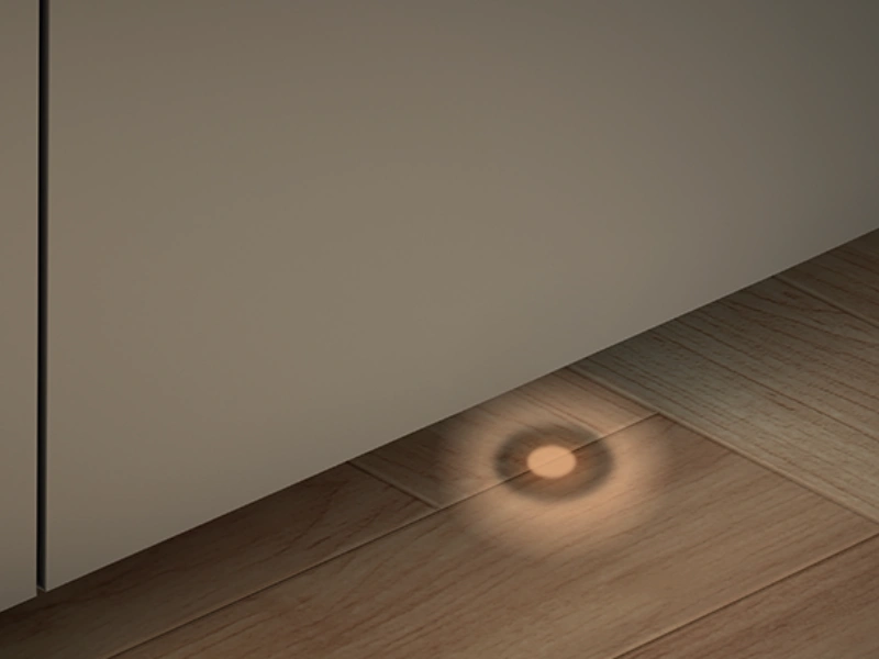 Svetelný lúč vám jasne ukáže, že umývačka Whirlpool WIO 3T133 PLE ešte pracuje, takže budete vždy vedieť, kedy je ten správny čas ju otvoriť a pohodlne vybrať čistý riad.