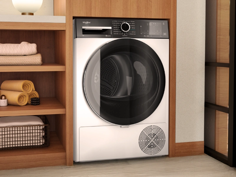 Prémiový dizajn sušičky Whirlpool C WSD 74M WBS CZ je harmonicky očarujúci.