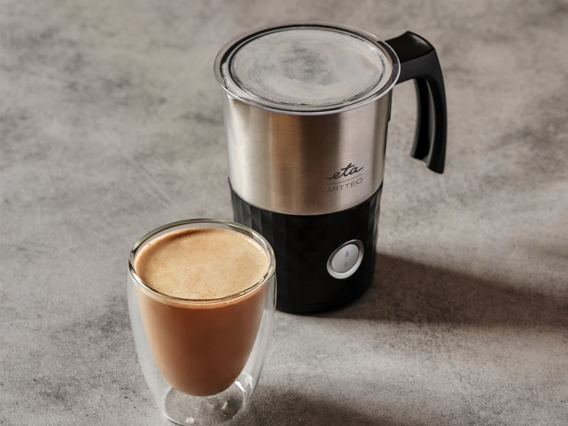 ETA_418990000_ARTTEO napeňovač mlieka