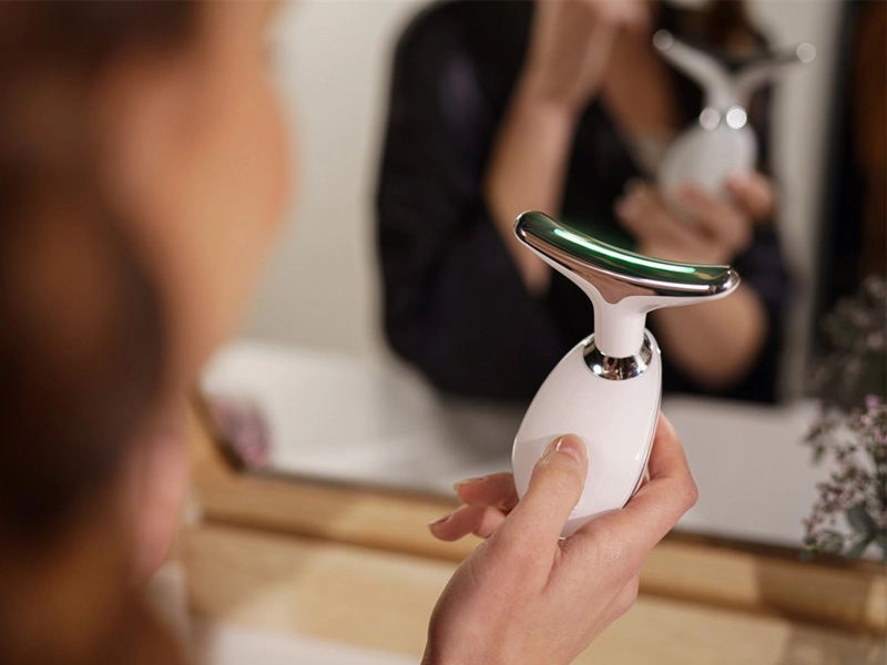 ETA_4353_90000 fenité masážny prístroj