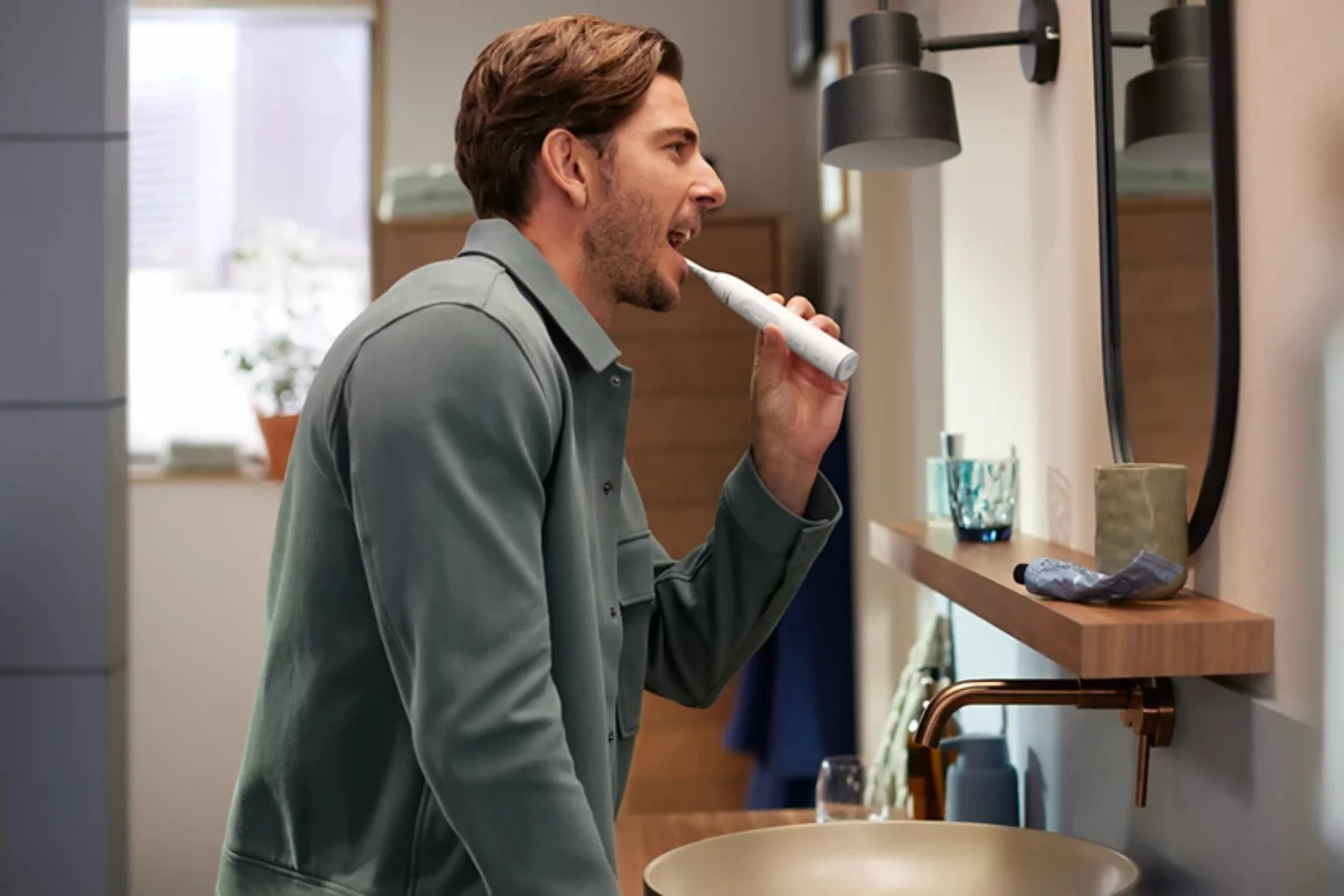 Sonická zubná kefka Philips HX7108/02 upozornenia