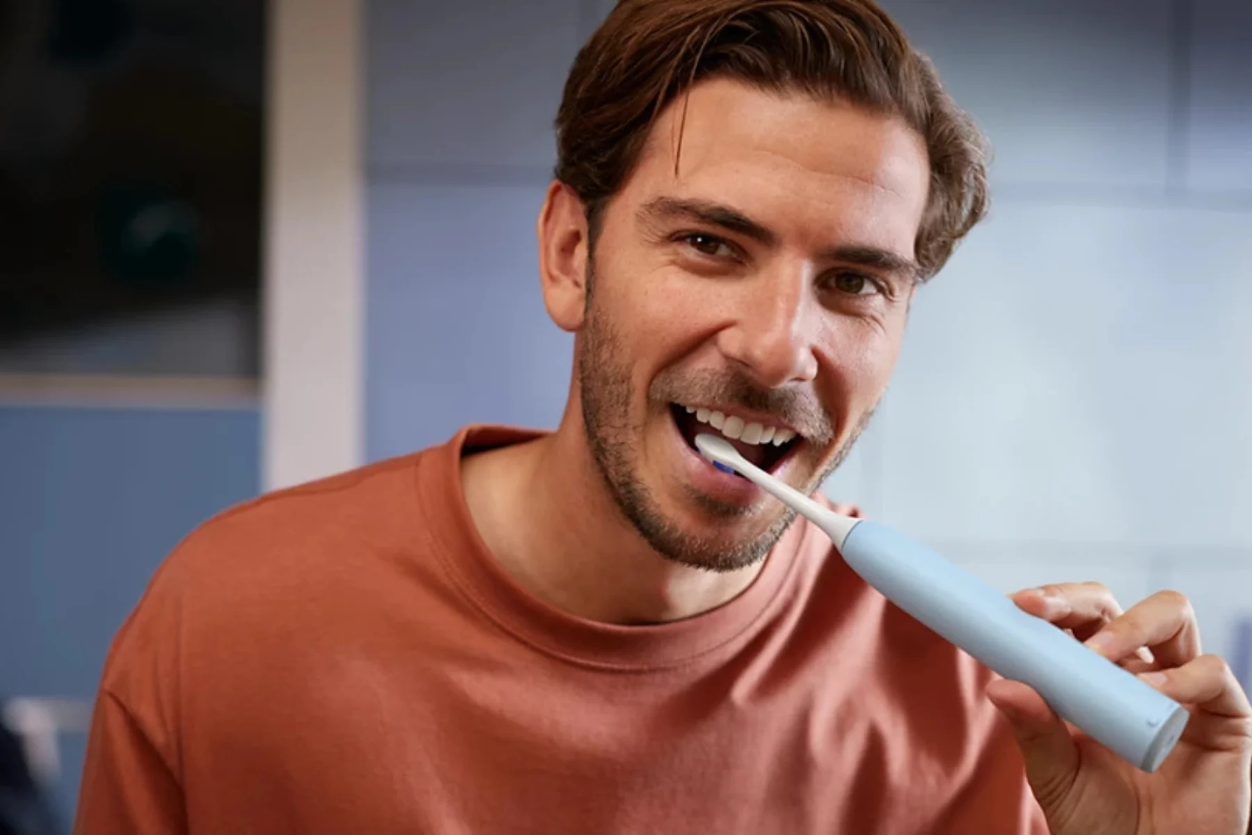 Sonická zubná kefka Philips HX7406/02 technologia sonicare