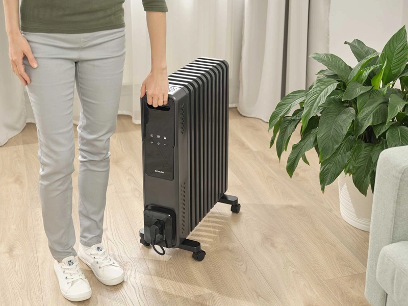 Sencor inteligentný olejový radiátor Sencor SOH 8211GY - jednoduchá manipulácia.