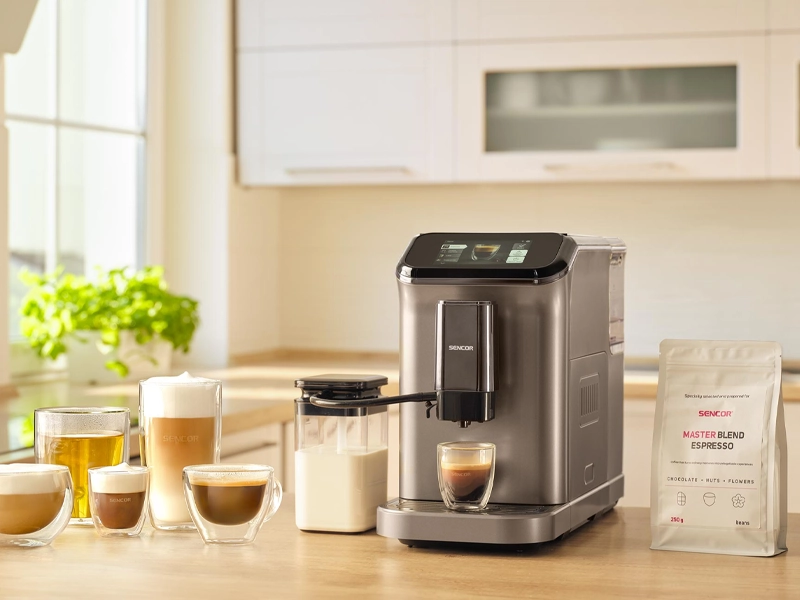 Plne automatický SMART kávovar Sencor SES 8500BK - kompaktná veľkosť.