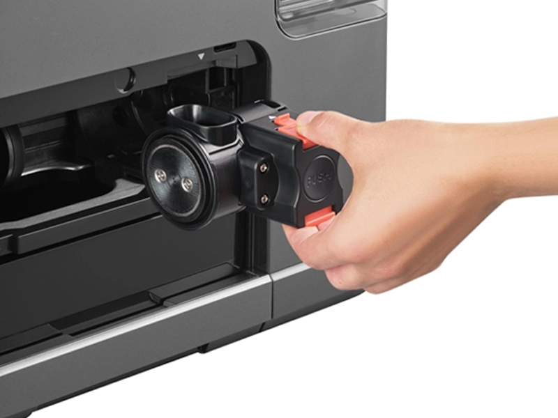 Plne automatický SMART kávovar Sencor SES 8500BK - jednoduchá údržba.