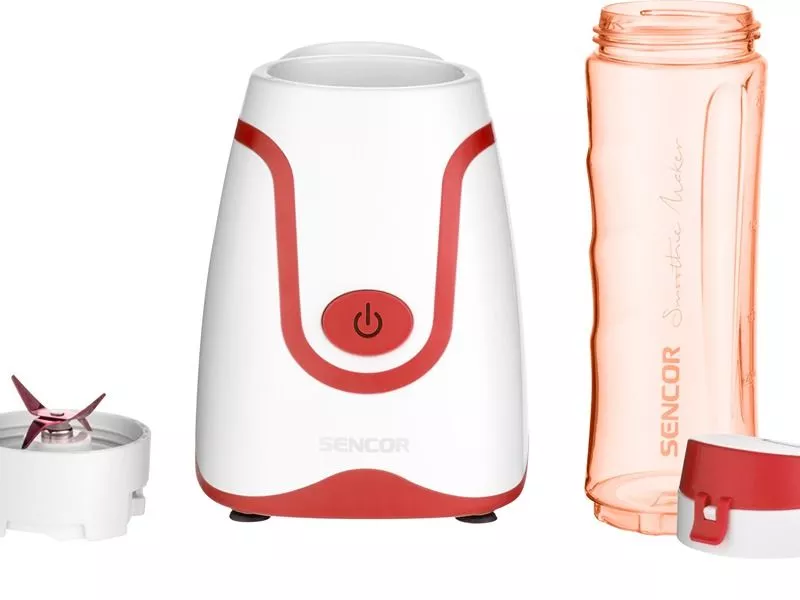 Smoothie mix&eacute;r Sencor s nožmi z nehrdzavej&uacute;cej ocele