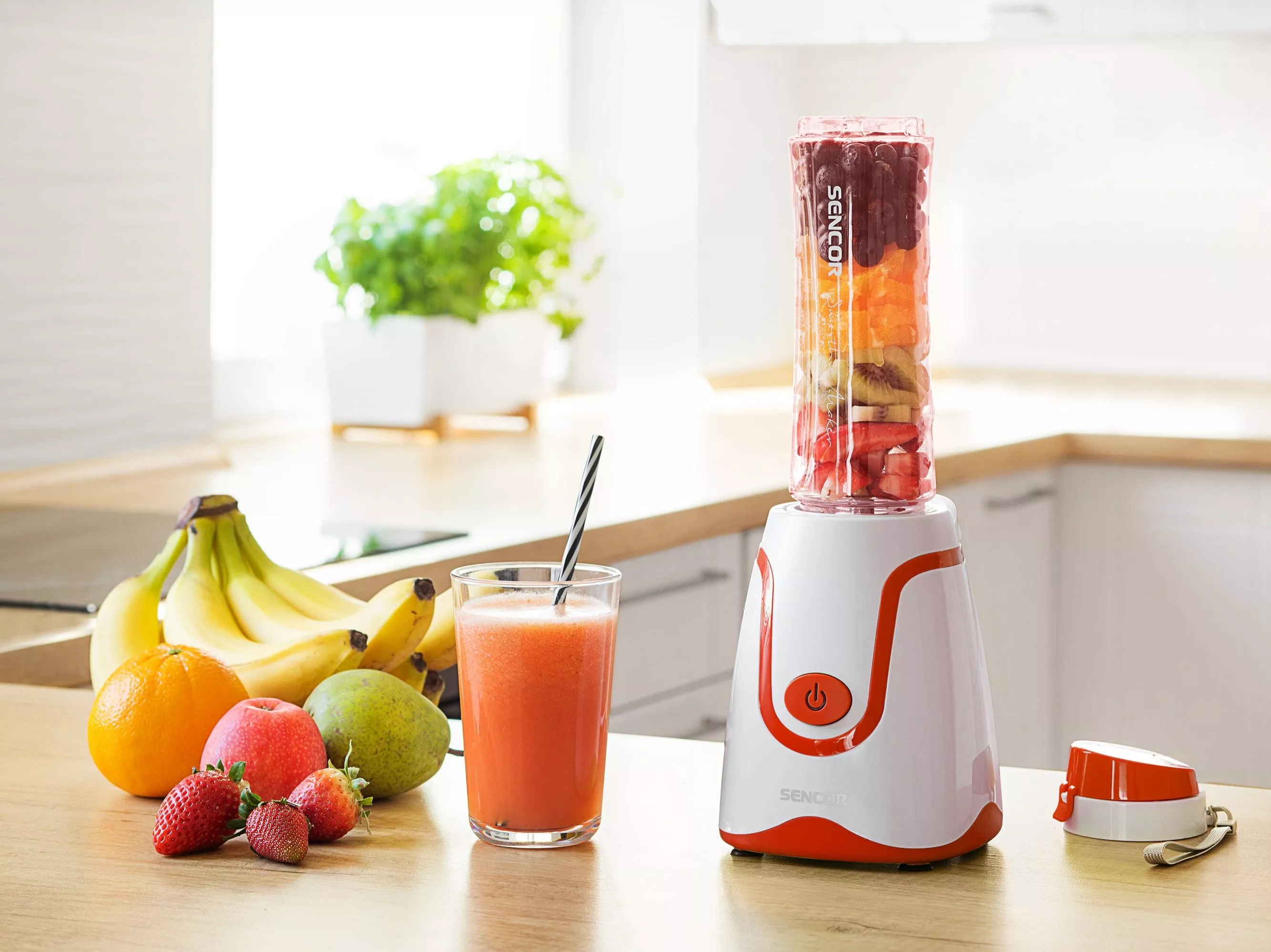 Smoothie mix&eacute;r Sencor vo Va&scaron;ej kuchyni