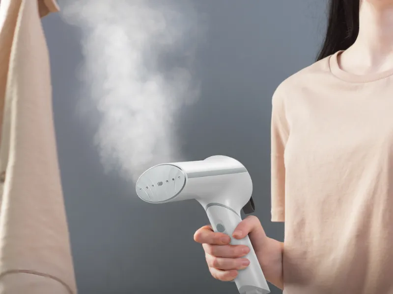 Naparovač odevov AENO GS4 je do akcie pripravený už za 35 sekúnd.