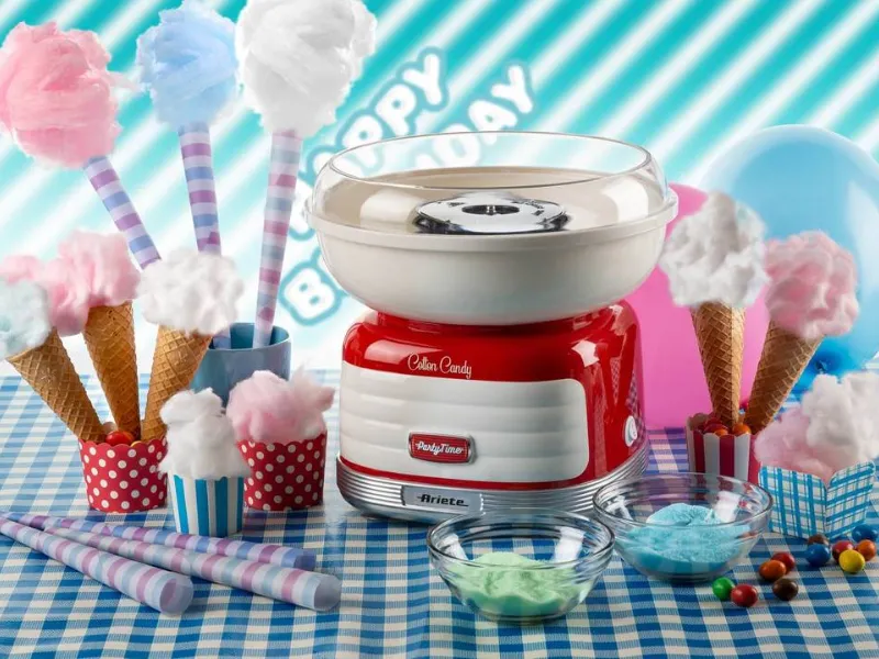 Retro dizjan 50. rokoch a vintage červená farba Ariete Party Time ART 2973