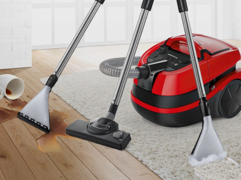 Vysávač Bosch BWD421PET Serie 4 Wet & Dry s príslušenstvom
