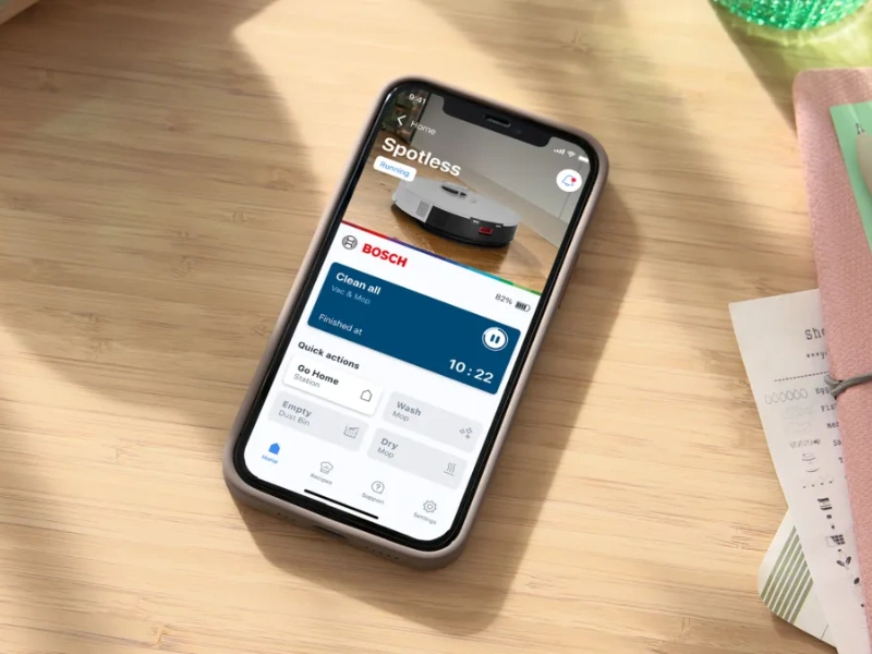 Vďaka aplikácii Bosch Home Connect si vychutnáte jednoduché ovládanie vysávača Bosch Spotless+ BCRD1W.