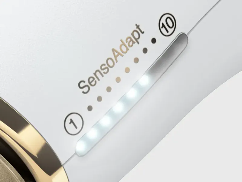 Vďaka 10 &uacute;rovniam intenzity SkinPro 2.0 (SensoAdapt&trade;) IPL epil&aacute;tor Silk expert Pro 5 PL5052 presne rozpozn&aacute; aj tie najmen&scaron;ie rozdiely v t&oacute;ne pokožky na celom tele.