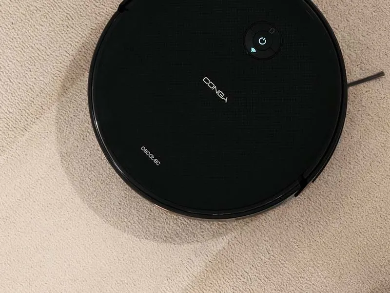 Robotický vysávač Conga 2499 Ultra Genesis si vďaka technológii Turbo Clean Carpet a až 3 úrovniam sacieho výkonu si bez zaváhania poradí aj s kobercami.
