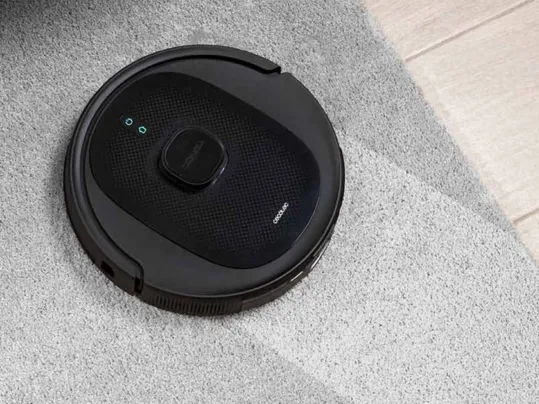 Robotický vysávač Conga 7490 Immortal Home X-Treme si vďaka technológii Turbo Clean Carpet a až 3 úrovniam sacieho výkonu si bez zaváhania poradí aj s kobercami.