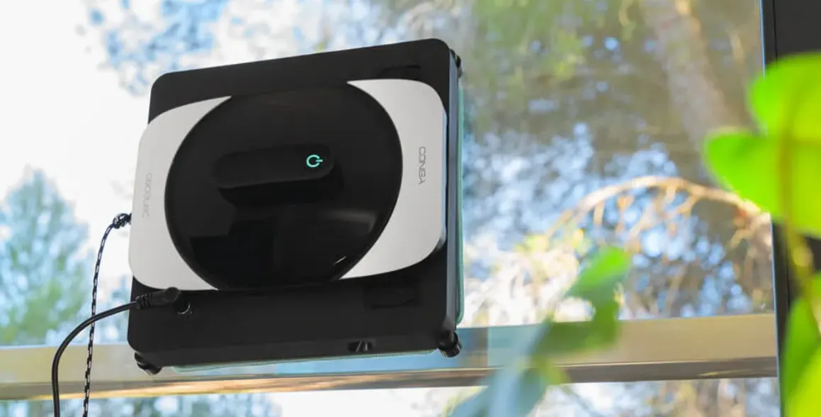 ž 4 bezpečnostné systémy zaručujú, že používanie robotického čističa okien Conga Windroid 1290 DoubleSpray so sebou neprináša žiadne riziká a nástrahy.