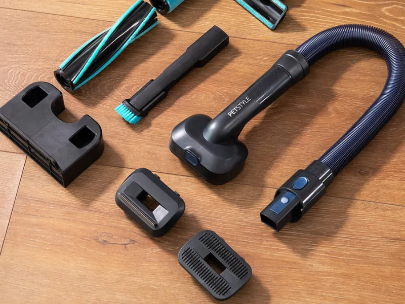 V bohatom príslušenstve tyčového vysávača Scoba 2100 nájdete všetko čo pre čistý domov potrebujete.