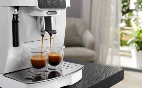 Automatický kávovar De Longhi Magnifica Start ECAM220.20.W automatické preplachovanie a čistenie