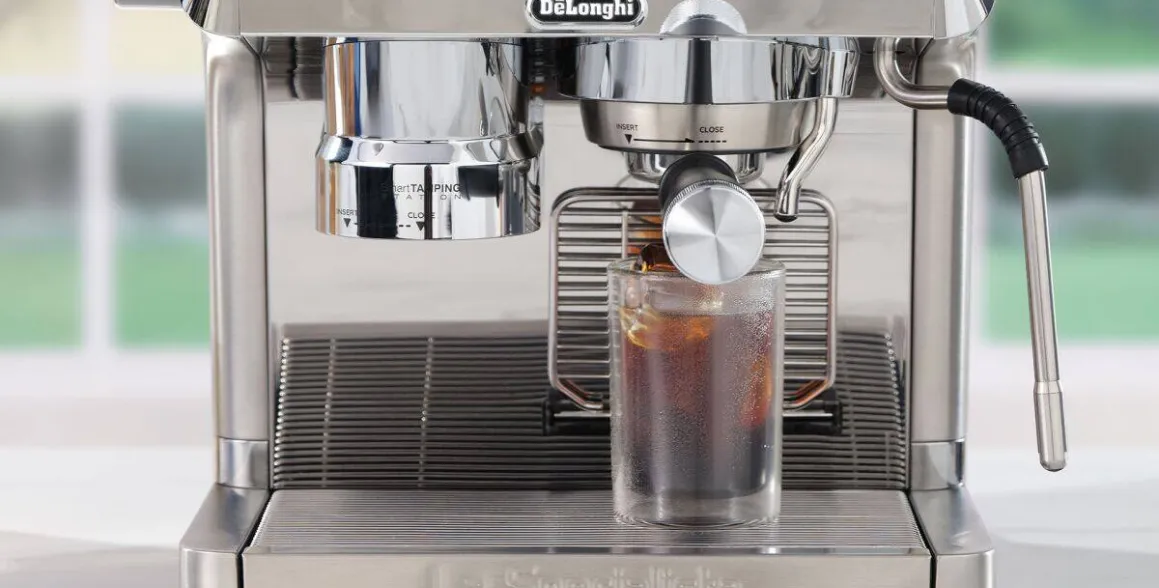 Vďaka technológii Cold Extraction kávovaru De’Longhi La Specialista Opera EC9555.M si plnú chuť Cold Brew v kaviarenskej kvalite doprajte už za menej ako 5 minút.