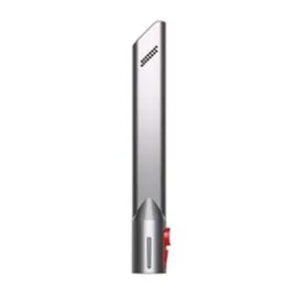 Dyson V8™ Advance sa vďaka štrbinovej hubici dostane takmer všade.