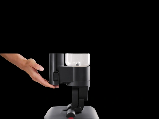 Výkonná 4-článková batéria čističa Dyson WashG1™, vystačí až na 35 minút nepretržitej práce.