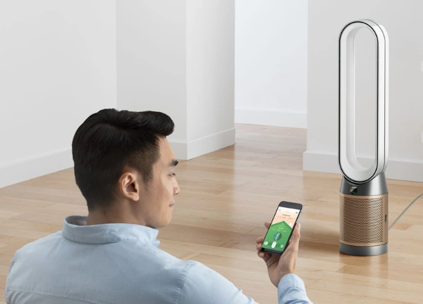 Ovládajte čističku vzduchu Dyson Purifier Cool PC2 De-Nox nech už ste kdekoľvek, pomocou aplikácie MyDyson™.