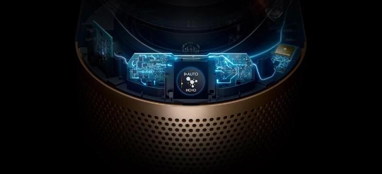 Diagnostikuje znečisťujúce látky na molekulárnej úrovni a v reálnom čase zobrazuje výsledky na LCD displeji čističky vzduchu Dyson Purifier Cool PC2 De-Nox a v aplikácii MyDyson™.