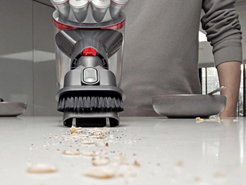 dyson_rucny_vysavac_car_and_boat_saci_akusticky_upravene_1751355540