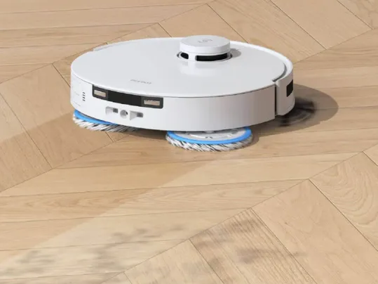 Systém mopov OZMO Turbo 2.0 robota DEEBOT T30S OMNI WHITE sa otáčajú rýchlosťou až 180 ot./min.