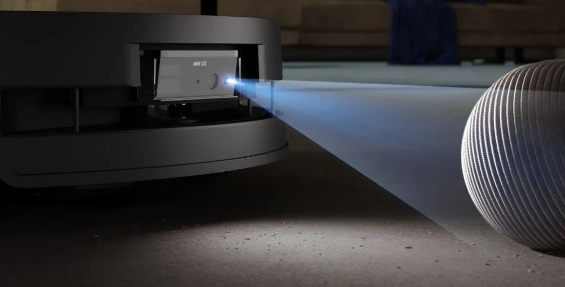 Vďaka plne zabudovanému LiDARu dosahuje vysávač DEEBOT T80 PRO výšku iba 9,8 cm.