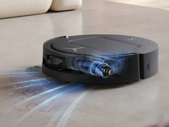 Technológia ZeroTangle 3.0 znížuje namotávanie vlasov na 0 vďaka čomu vám odpadá prácne čistenie kefy robotického vysávača ECOVACS DEEBOT T80 OMNI.