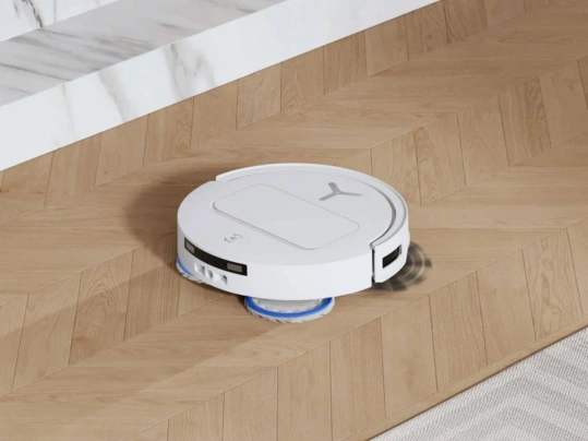 Pripravte sa na pozoruhodn&uacute; v&yacute;drž 5200 mAh bat&eacute;rie, ktor&aacute; vys&aacute;vaču DEEBOT T50 OMNI Gen3 poskytne energiu až na 210 min&uacute;t s&uacute;stavn&eacute;ho čistenia.