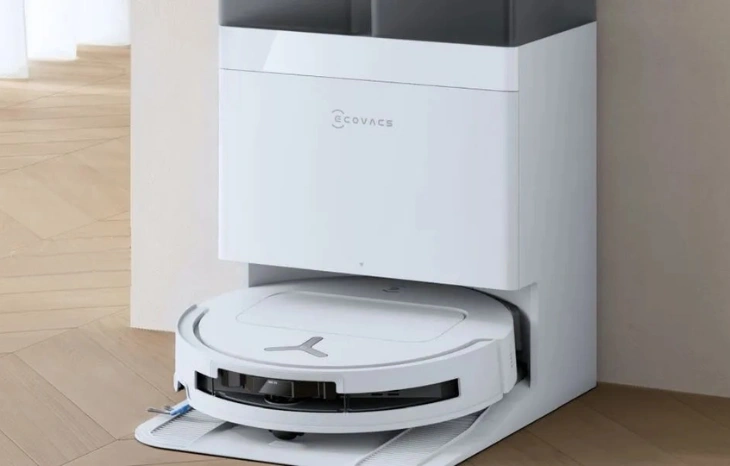 Robotick&yacute; vys&aacute;vač DEEBOT T50 OMNI Gen3 prin&aacute;&scaron;a epick&yacute; v&yacute;kon, vďaka ktor&eacute;mu va&scaron;a dom&aacute;cnosť zažiari dokonalou čistotou.