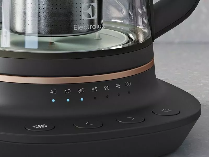 Rýchlovarná kanvica Electrolux s nastavením teploty
