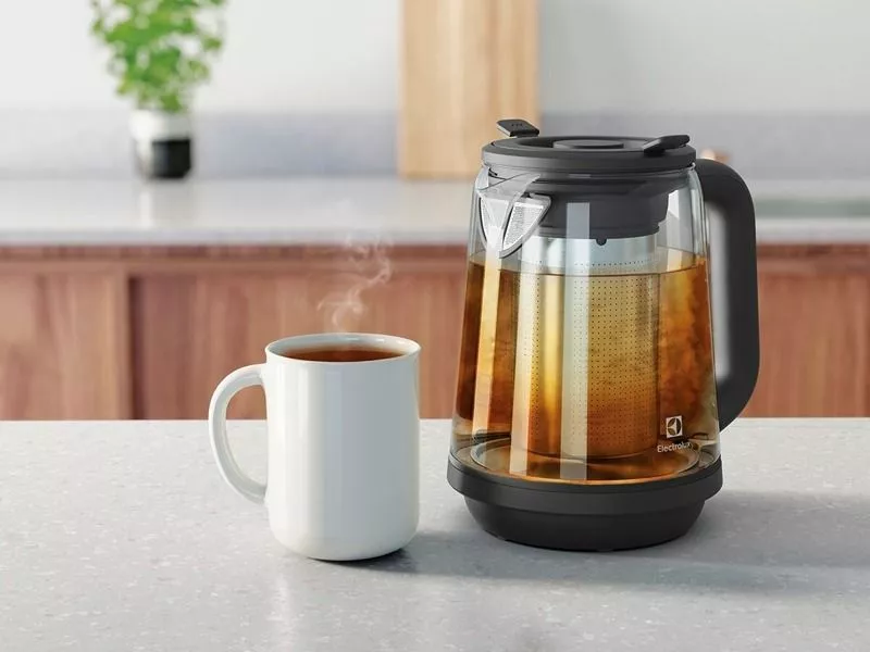 S rýchlovarnou kanvicou Electrolux môžete čaj uvariť v kanvici