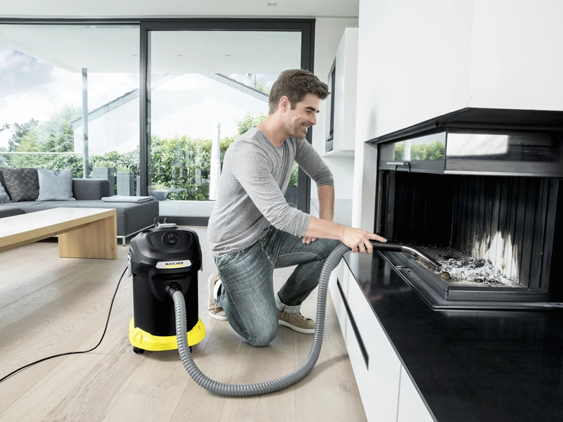 Karcher_AD4 vysávač na popol