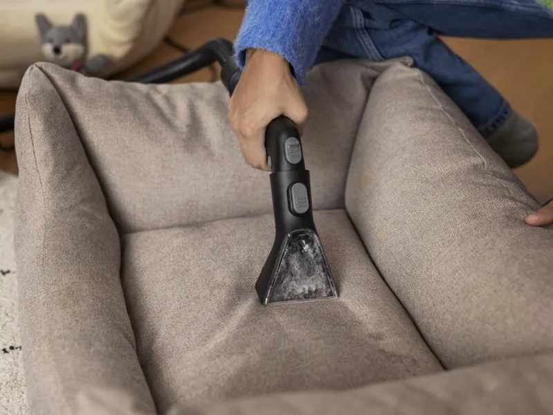 Pohodlné a rýchle tepovanie s Kärcher SE 3 Compact Floor