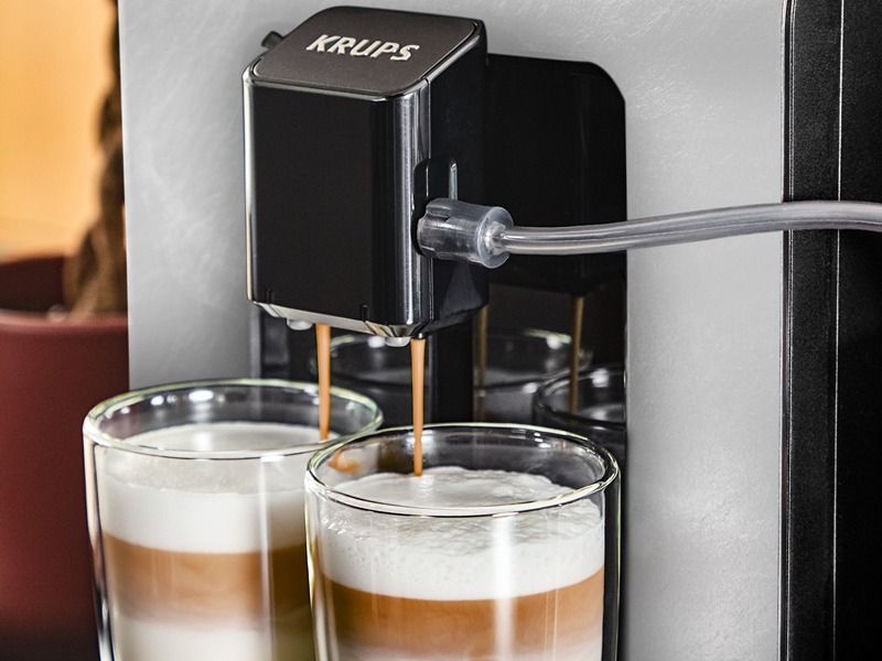 Kávovar Krups so systémom one-touch cappuccino
