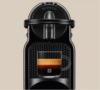 K&aacute;vovar Nespresso Inissia disponuje v&yacute;konn&yacute;m 19 bar čerpadlom.