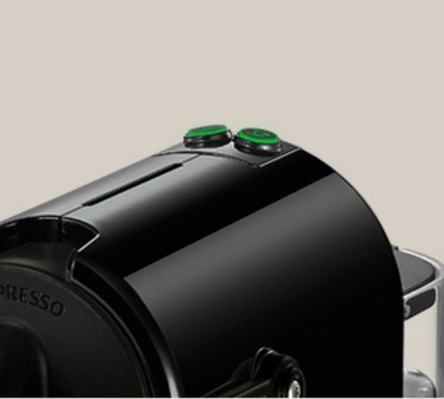 K&aacute;vovar Nespresso Inissia v&aacute;m umožn&iacute; pripraviť espresso a lungo.