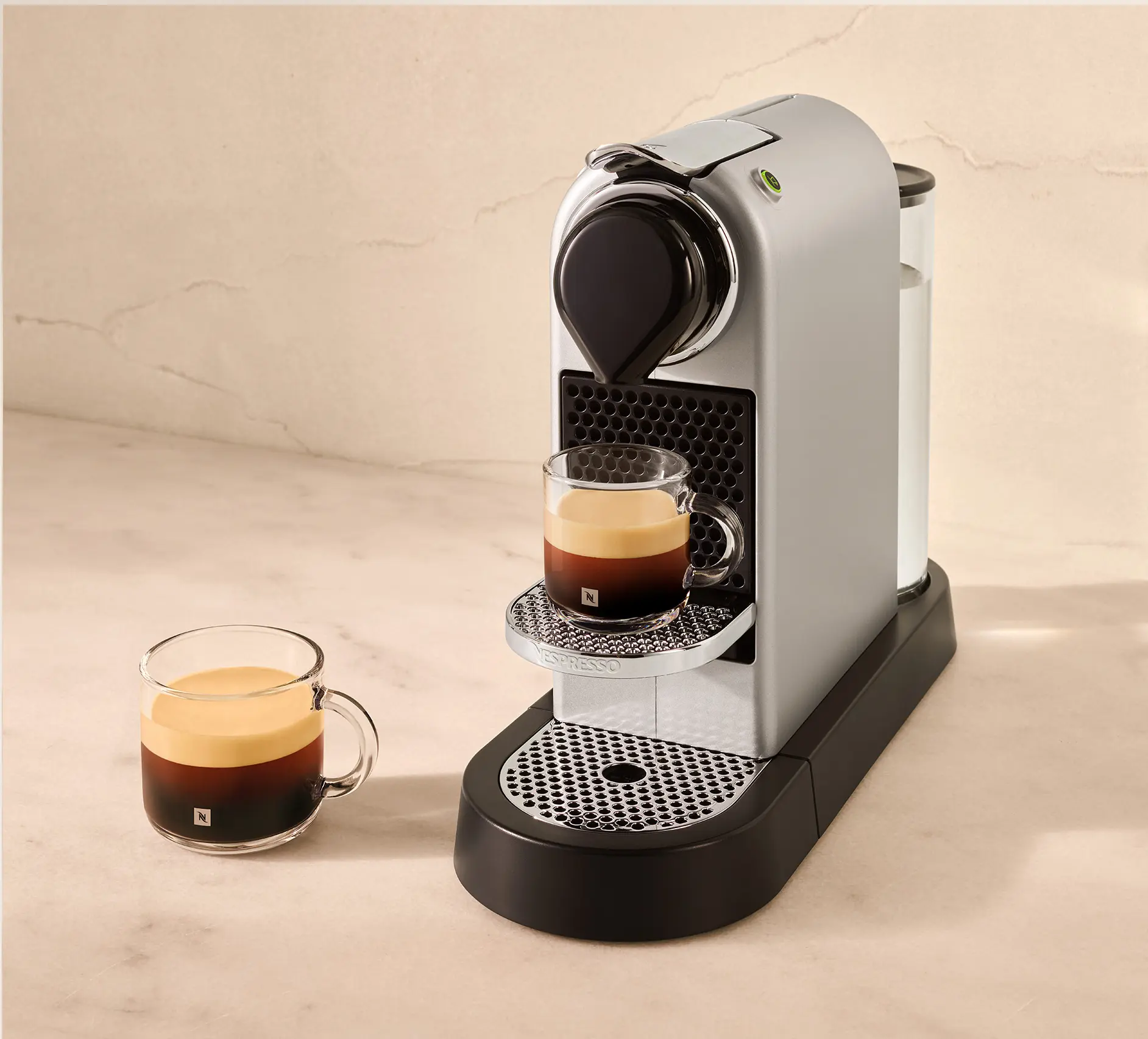 Elegantn&yacute; dizajn k&aacute;vovaru Nespresso CitiZ