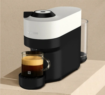 K&aacute;vovar Nespresso Vertuo Pop m&aacute; pěkn&yacute; kompaktn&iacute; design