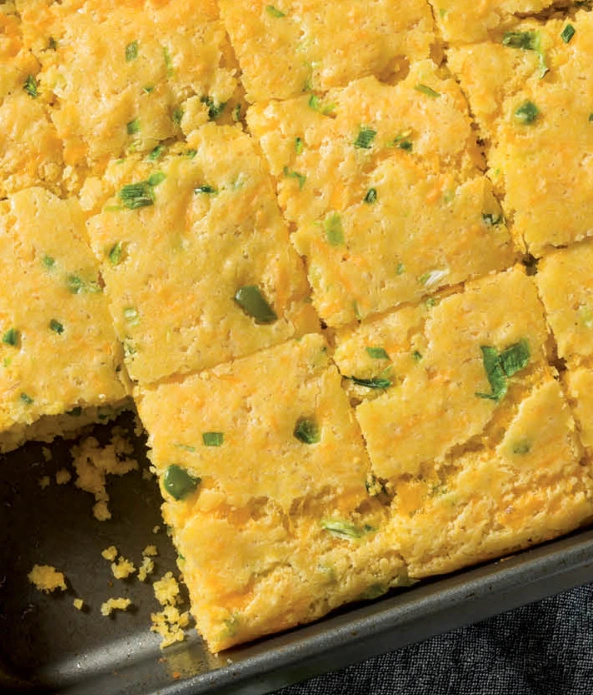 Vonkaj&scaron;&iacute; gril Ninja OG701EU disponuje funkciou Bake