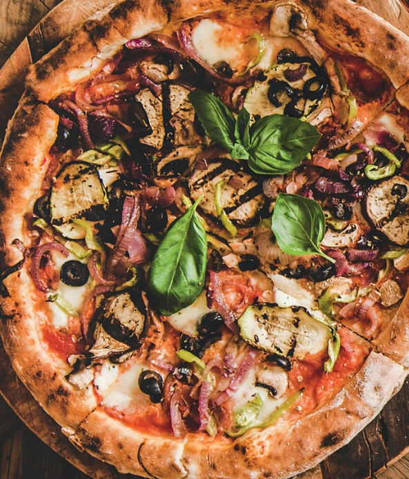 Pec na pizzu Ninja OO101EU disponuje funkciou Pizza