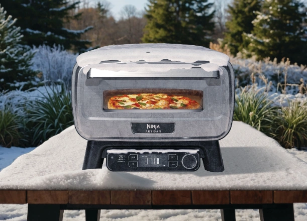 Vďaka odolnosti voči poveternostným vplyvom a pevnej konštrukcii pizza pece Ninja MO201EU vás nezastaví ani sychravé počasie.