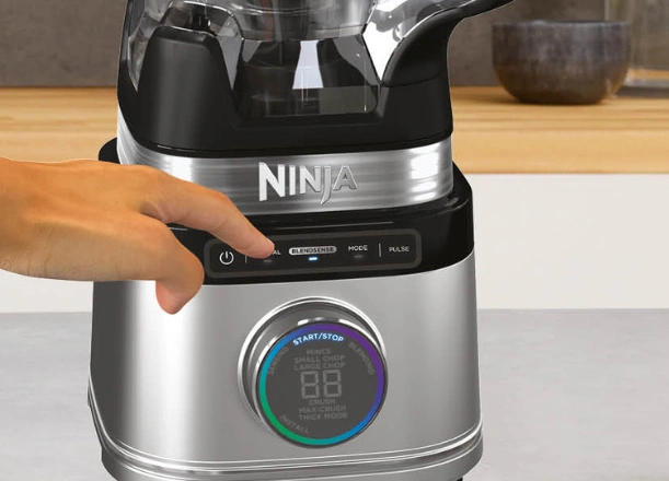 Vychutnajte si mimoriadne jednoduché ovládanie stolného mixéra Ninja TB201EU Detect Power