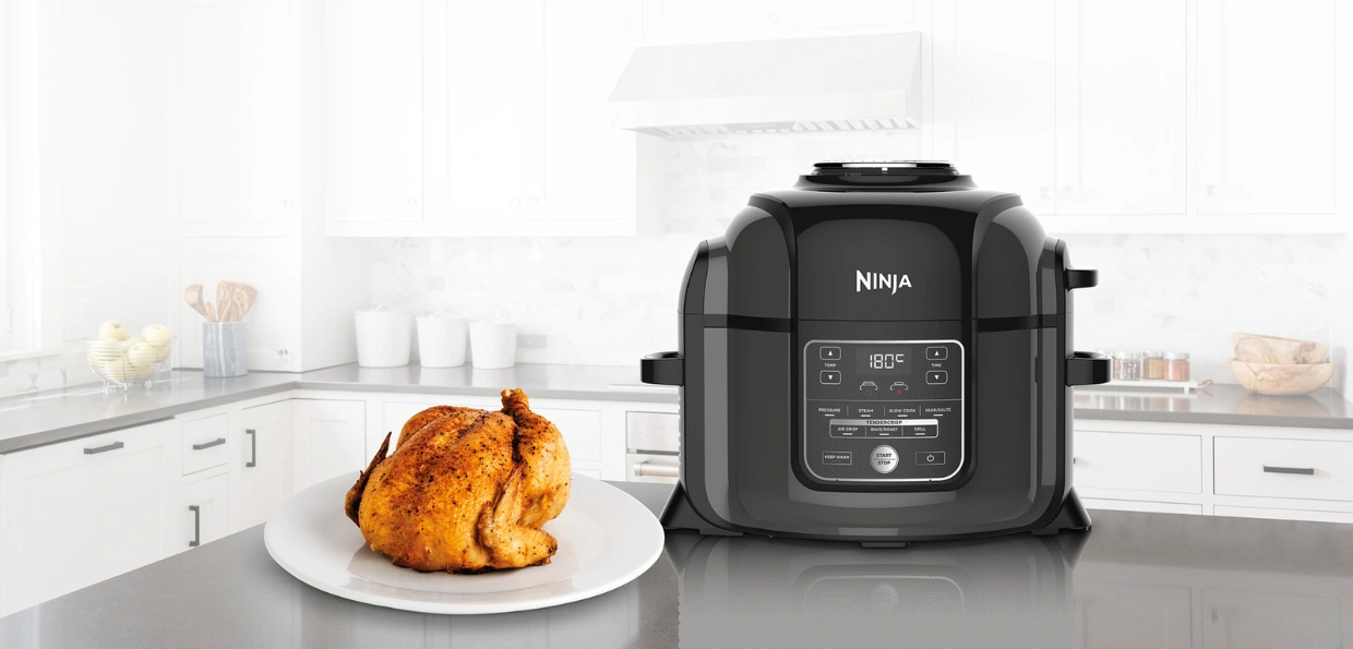 Multifunkčný hrniec Ninja OP300EU Foodi AirFryer je vaším esom v rukáve.
