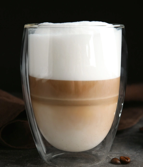 Pákový kávovar Ninja ES701EU Luxe Café Pro Series disponuje funkciou Extra-Thick Froth
