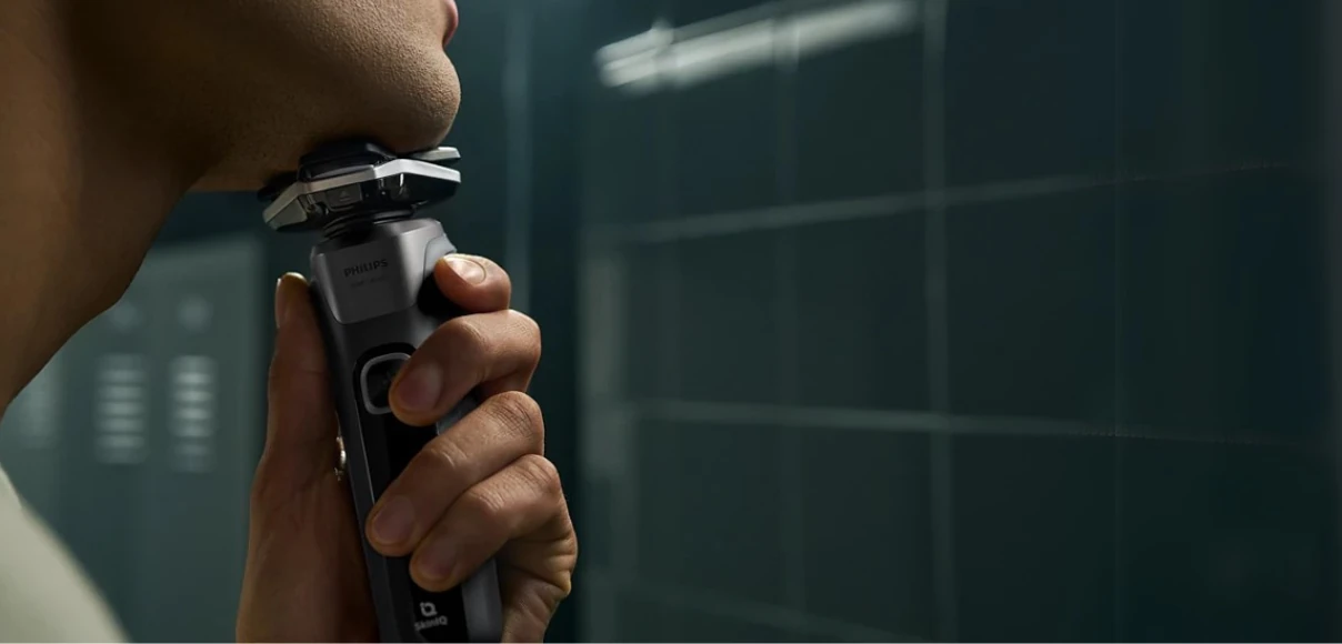 PHILIPS-S5887-10-HOLIACI-STROJCEK_